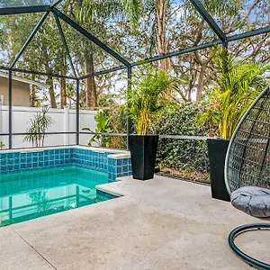 Modern House In Clearwater With Access To A Shared Swimming Pool Safety Harbor
