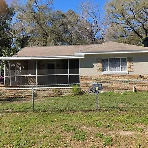 Hidden Gem 3br/1b+jacuzzi+busch Garden+fishn+kayak Tampa